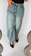 THE LIVIA BALLOON JEANS