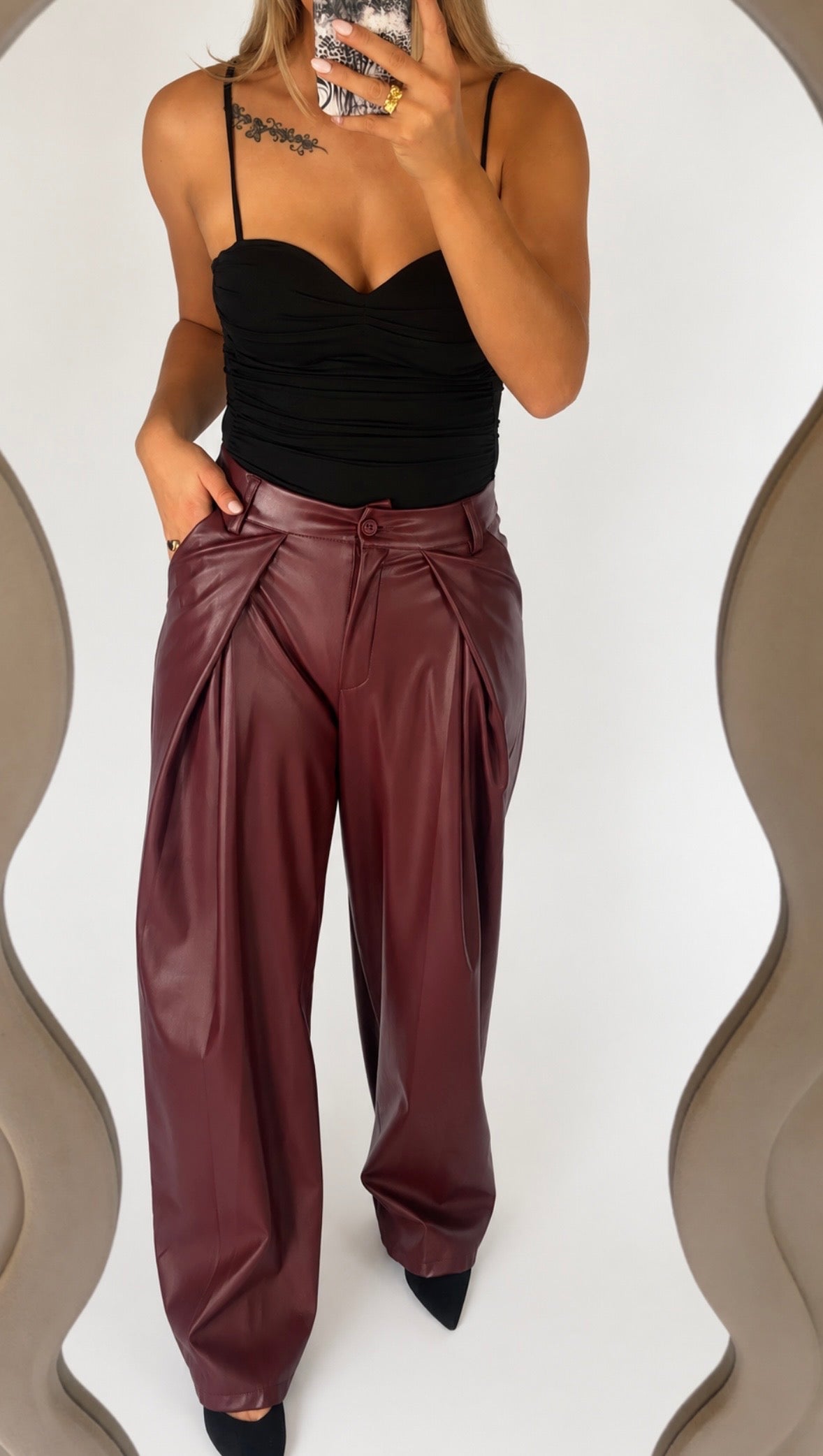 THE BORDEAUX LEATHER PANTS